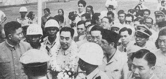 ���ܶ����������·ɻ�